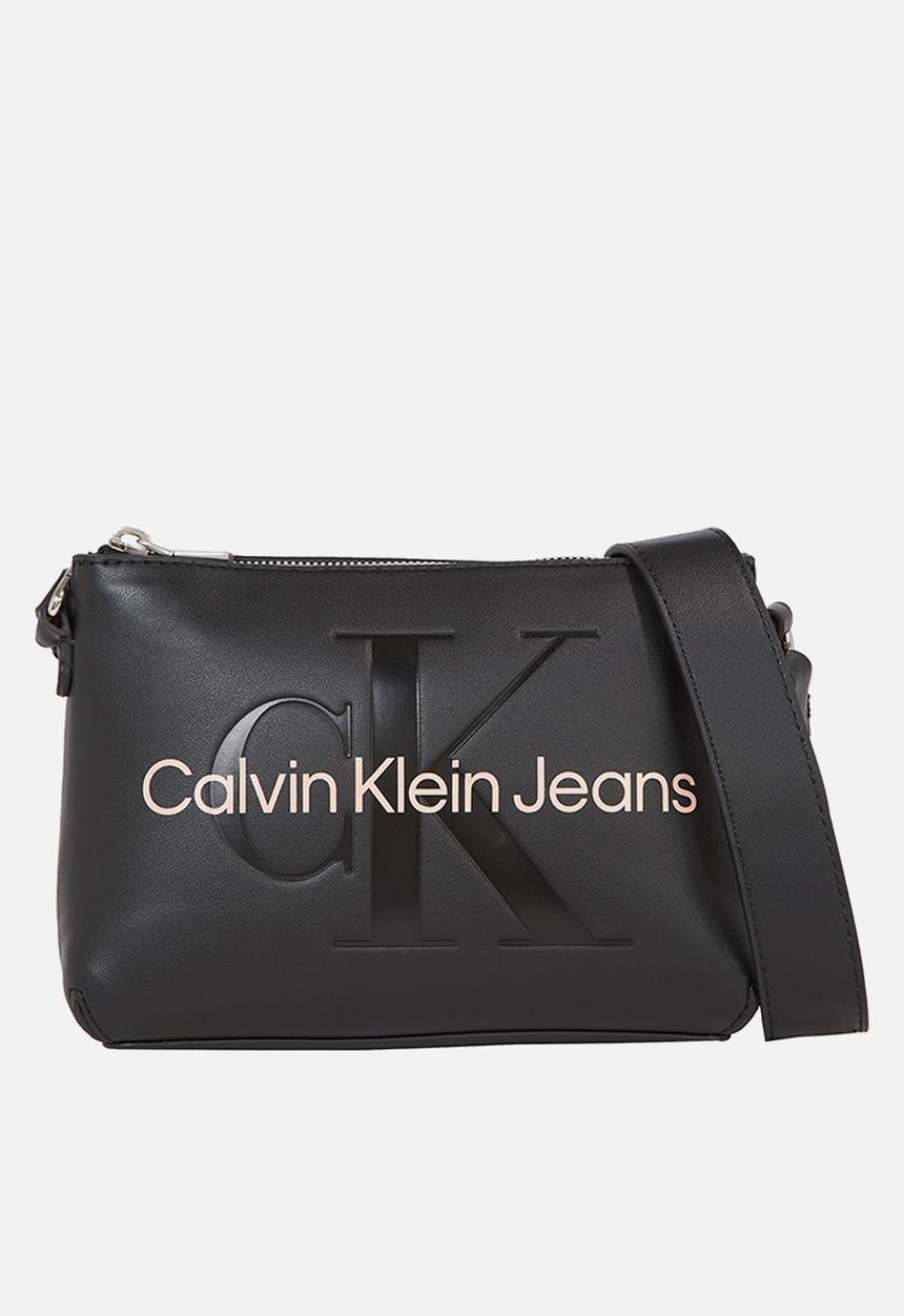 Calvin Klein - Sculpted camera pouch - black with rose
