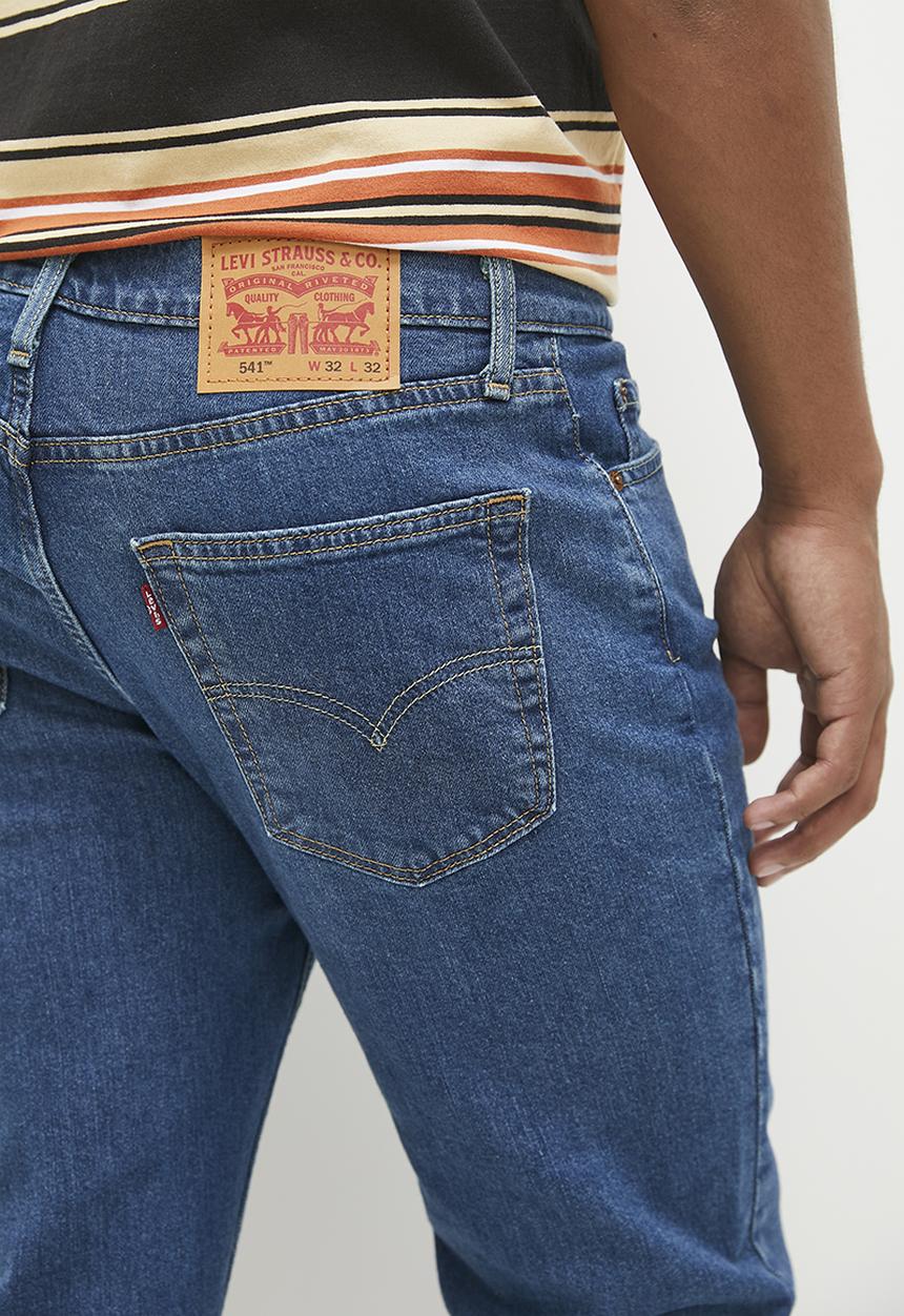 Levi’s® - 541® Athletic taper - spider crab adv