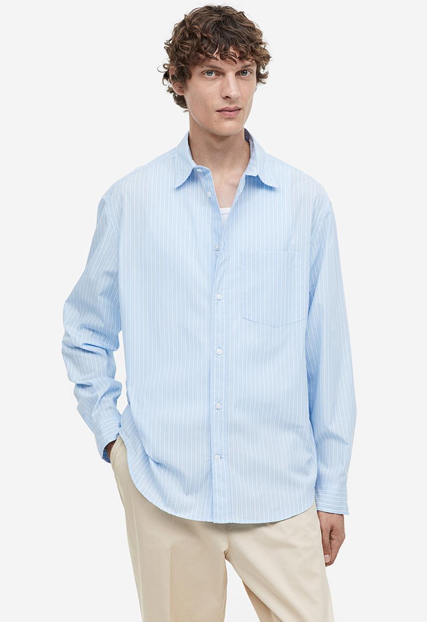 H&M - Relaxed fit poplin shirt - Light blue Striped