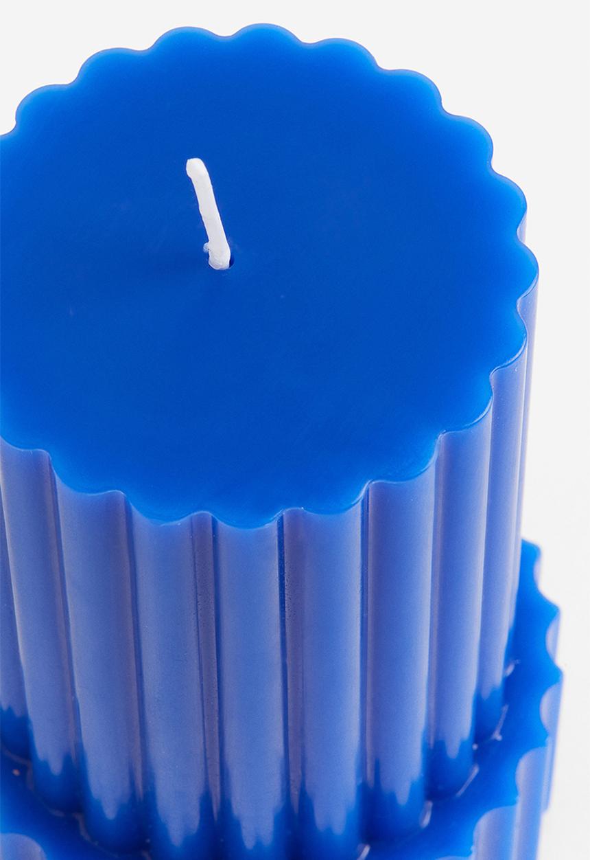 H&M - Shaped pillar candle - blue