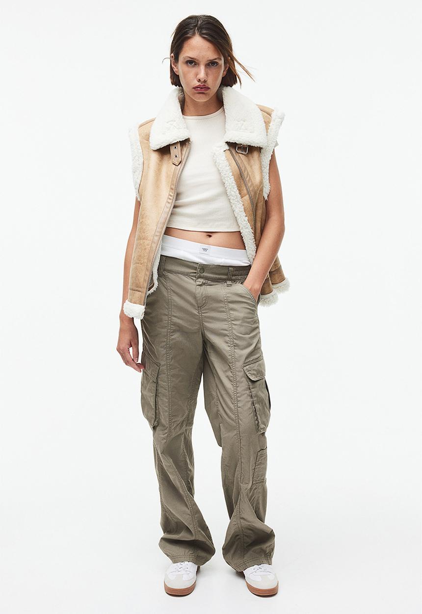 H&M - Canvas cargo trousers - green