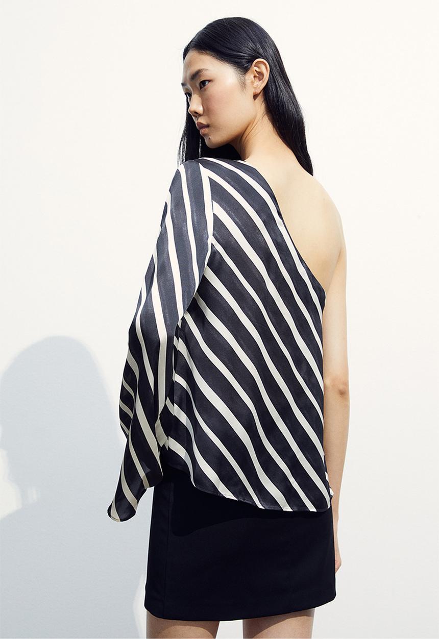 H&M - One-shoulder blouse - black