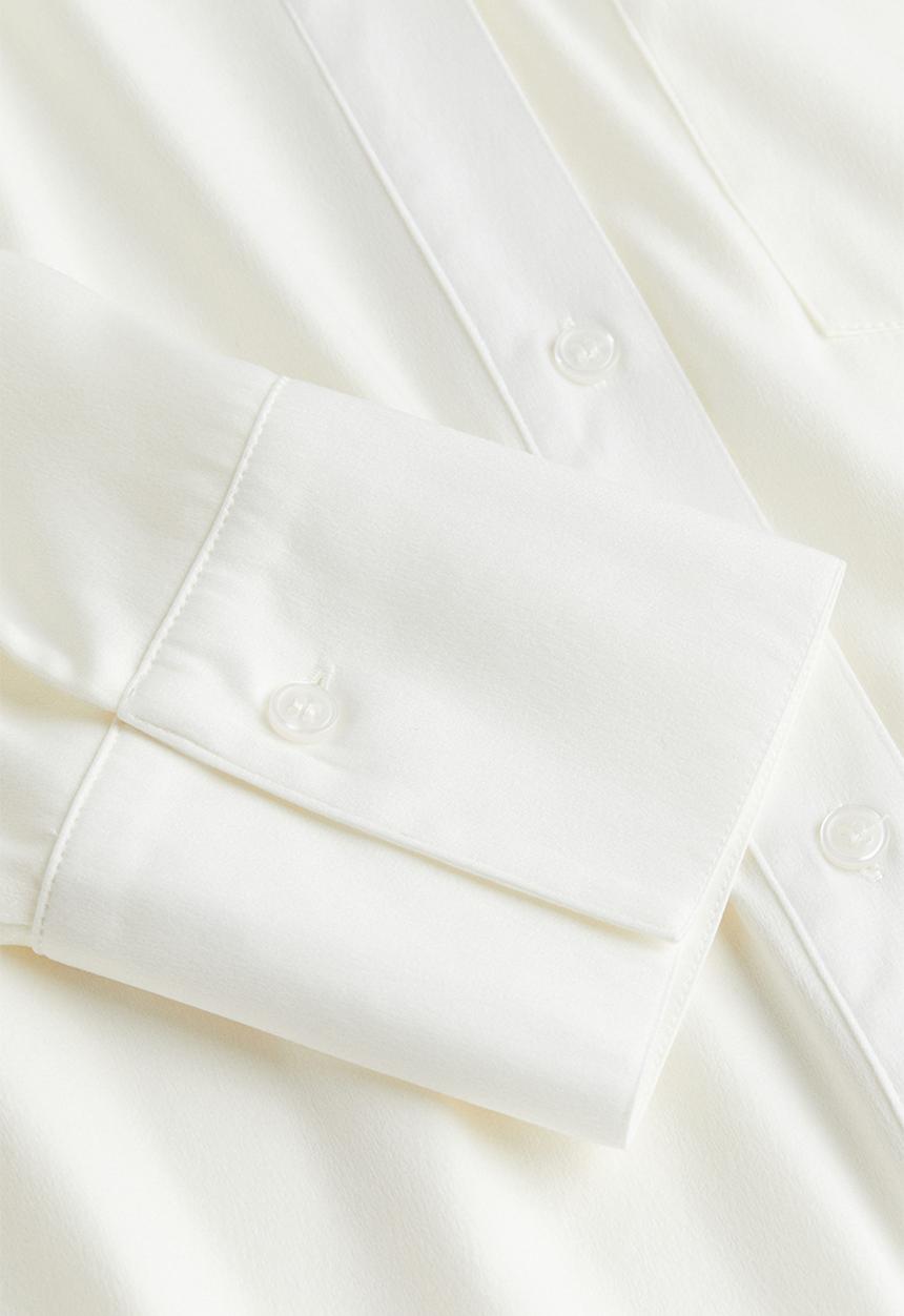 H&M - Shirt with a sheen - white