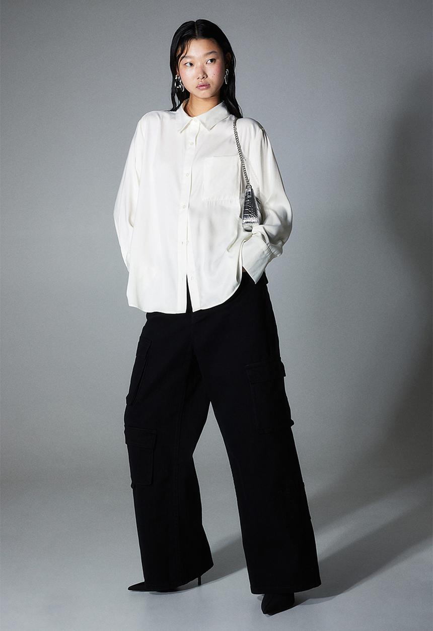 H&M - Shirt with a sheen - white