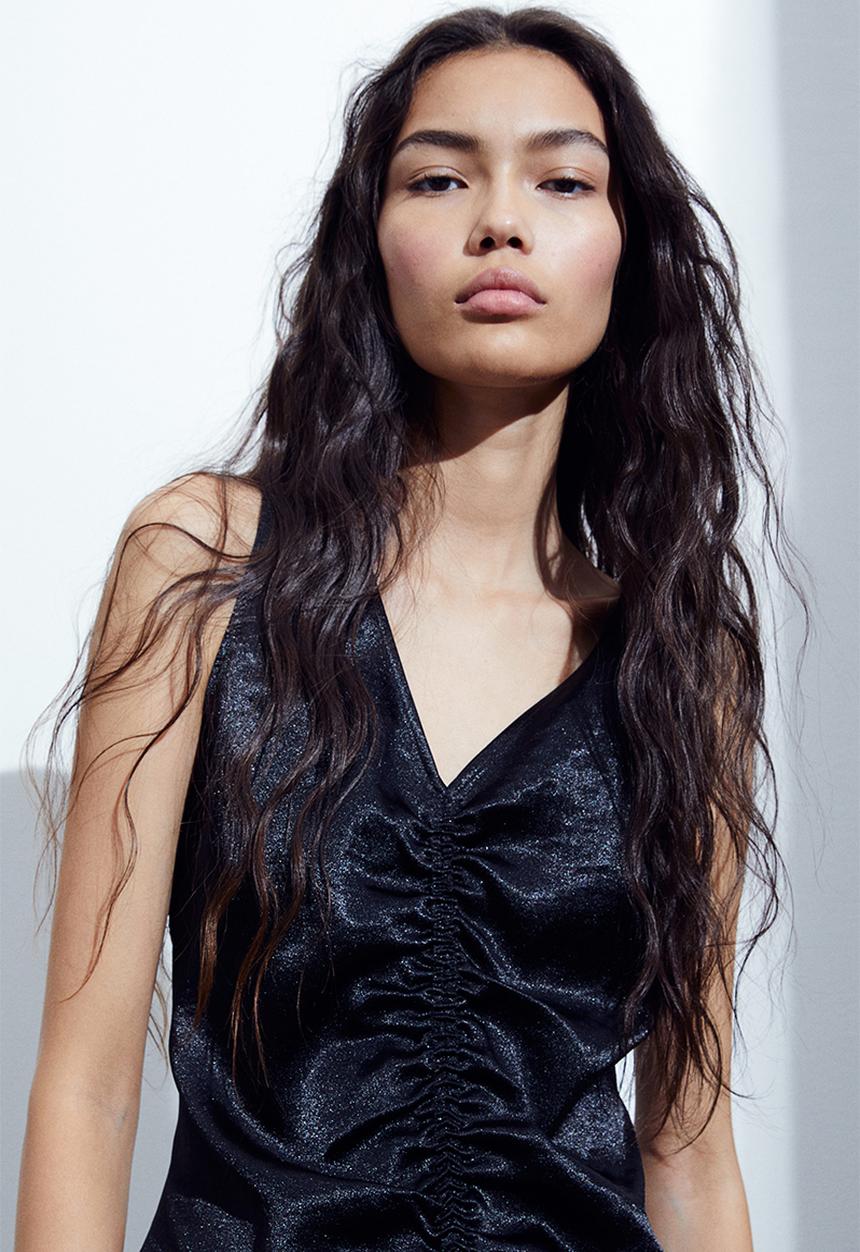 H&M - Ruched satin top - black