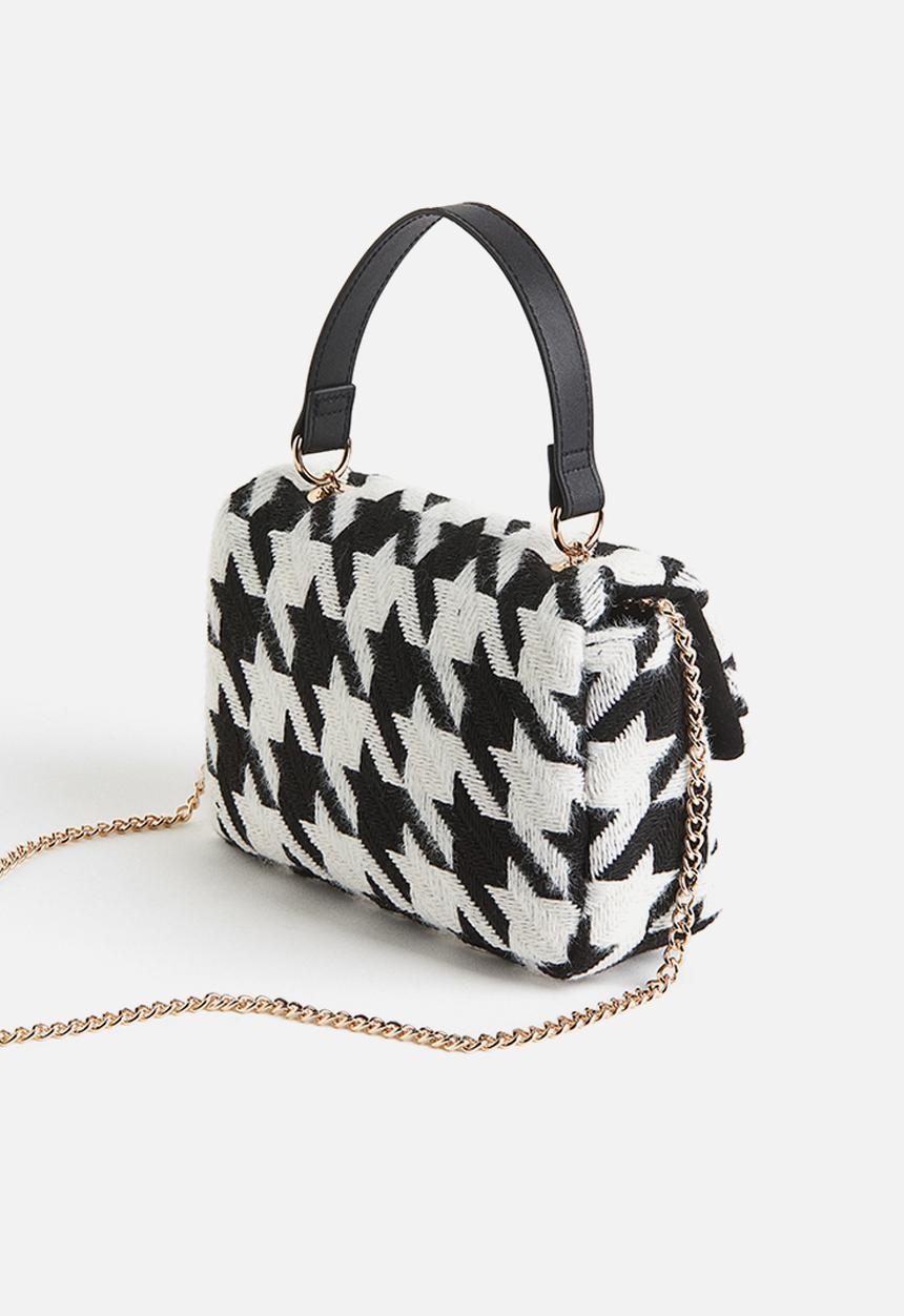 H&M - Small shoulder bag - Black Dogtooth-patterned