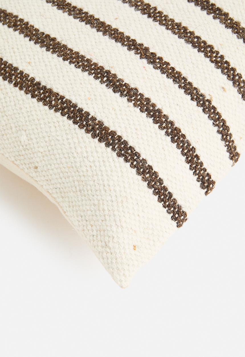 H&S - Form cushio - black & natural
