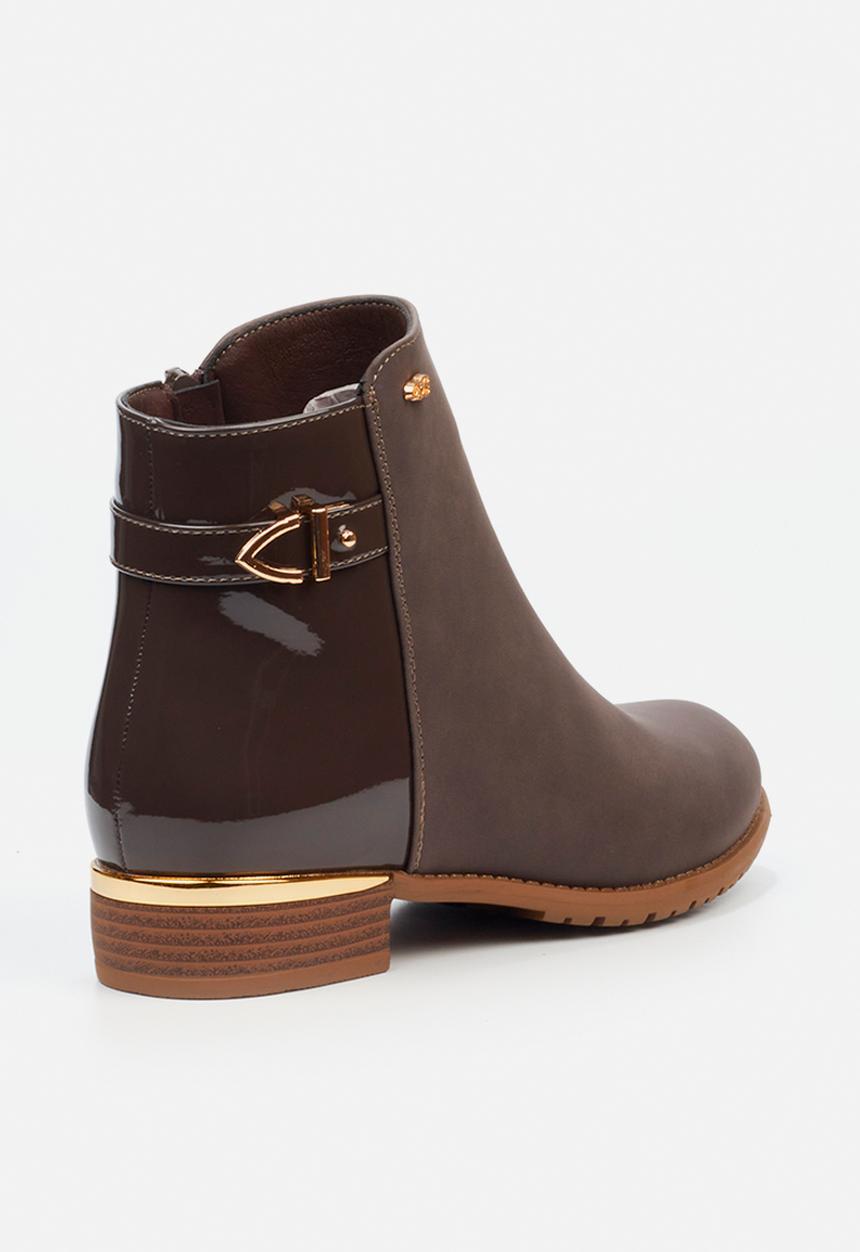 Miss Black - Hadar 10 ankle boot - chocolate
