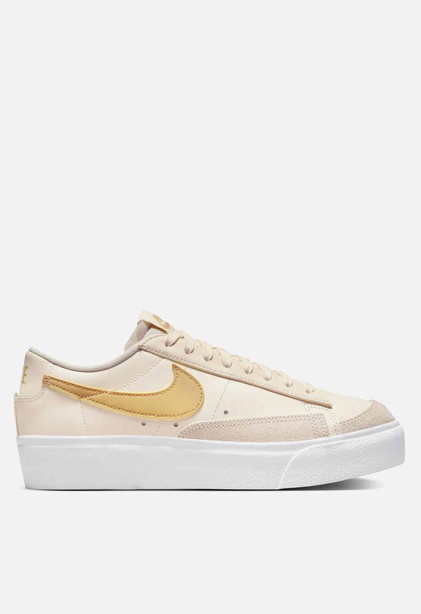 Nike - Blazer LoPlatform