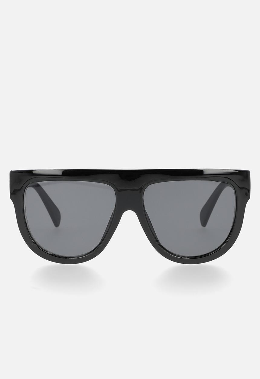 Superbalist - Carey oversized sunglasses - black