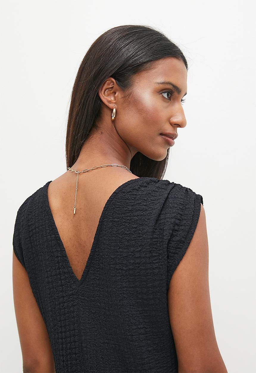 edit - Extend sleeve texture midi dress - black
