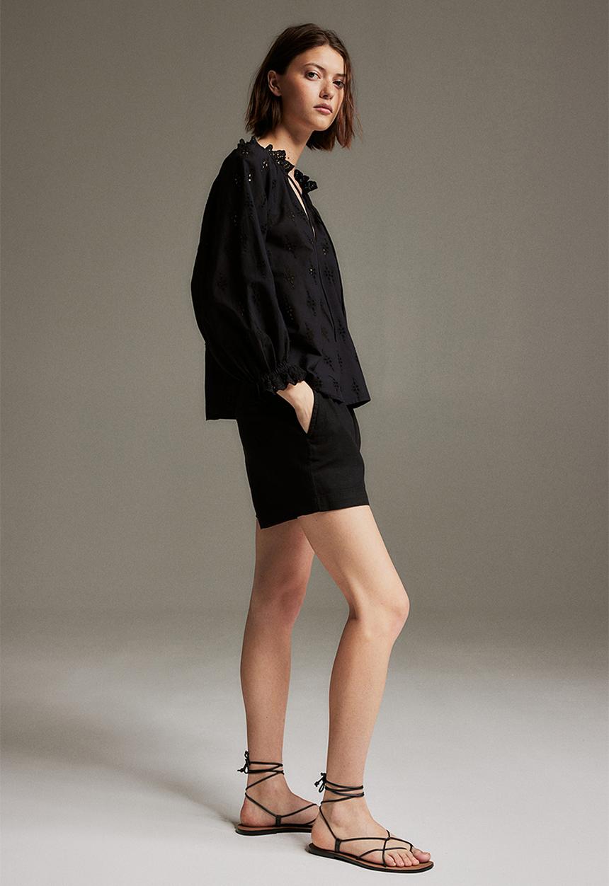 H&M - Broderie anglaise blouse - black