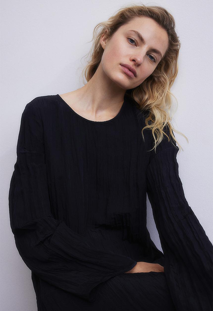 H&M - Crinkled dress - black
