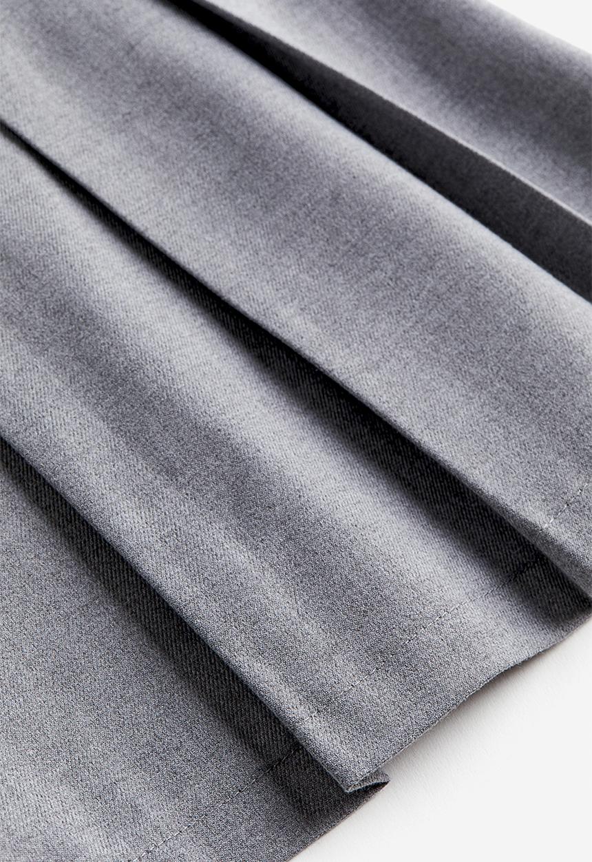 H&M - Pleated a-line skirt - grey