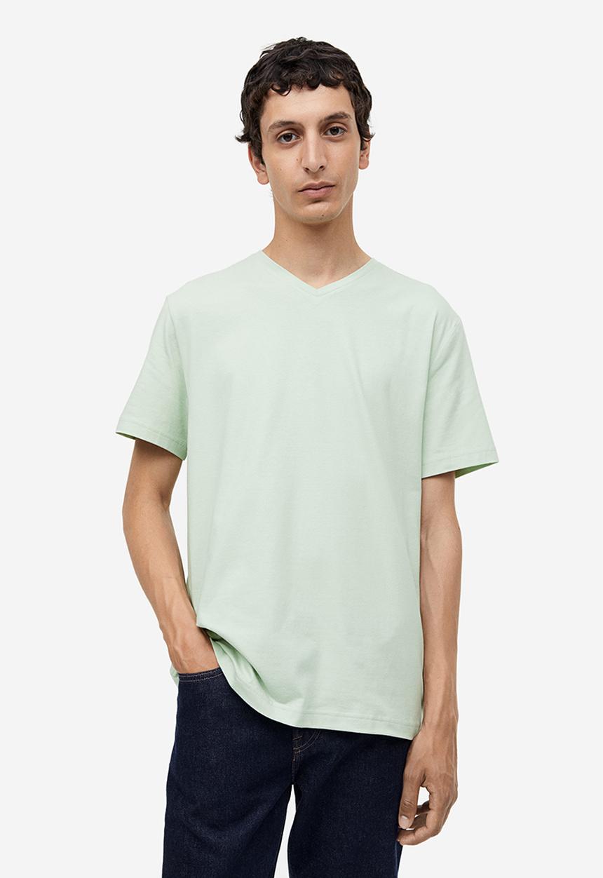 H&M - Slim fit v-neck t-shirt - green