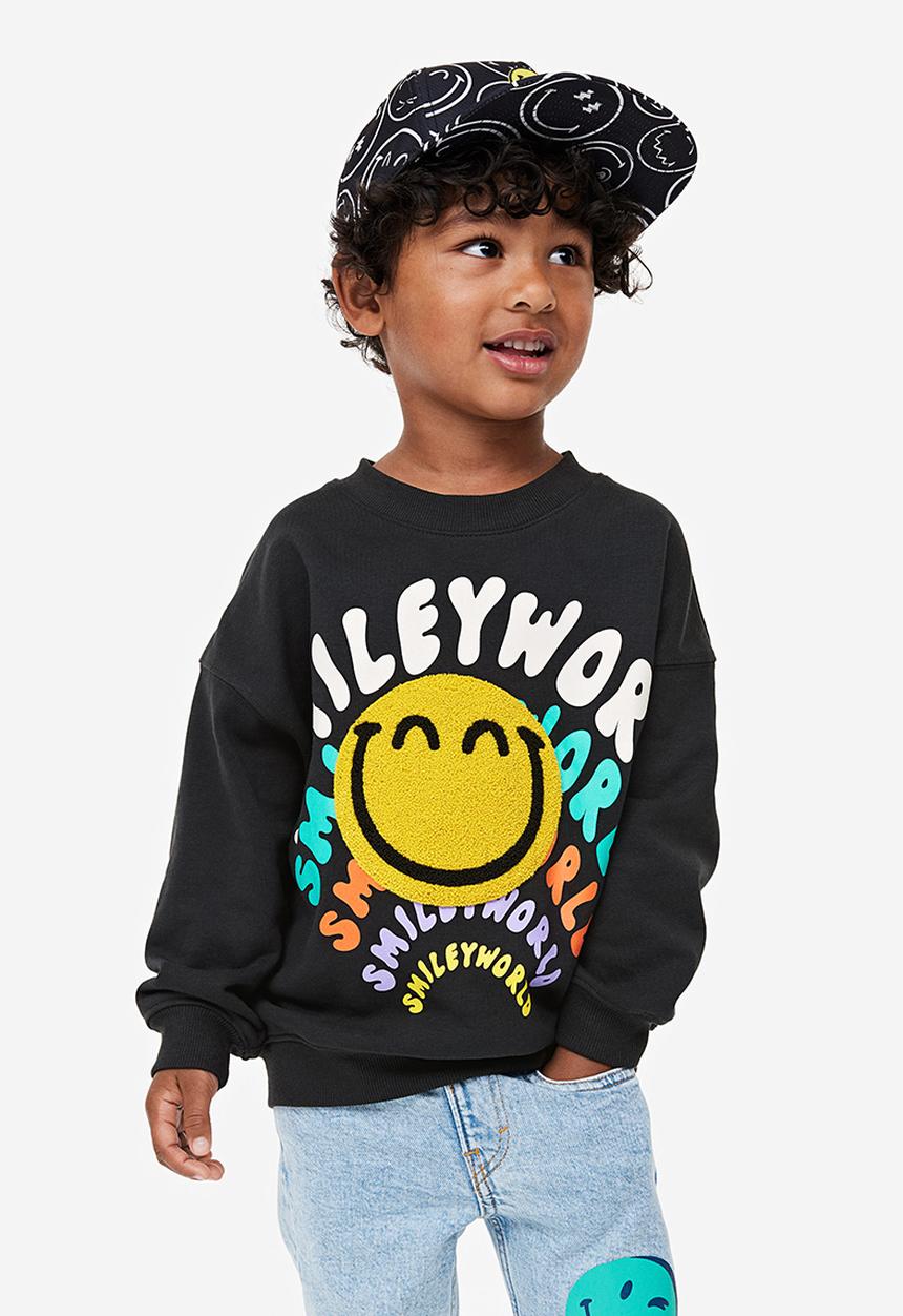 H&M - Oversized motif-detail sweatshirt - black smileyworld®