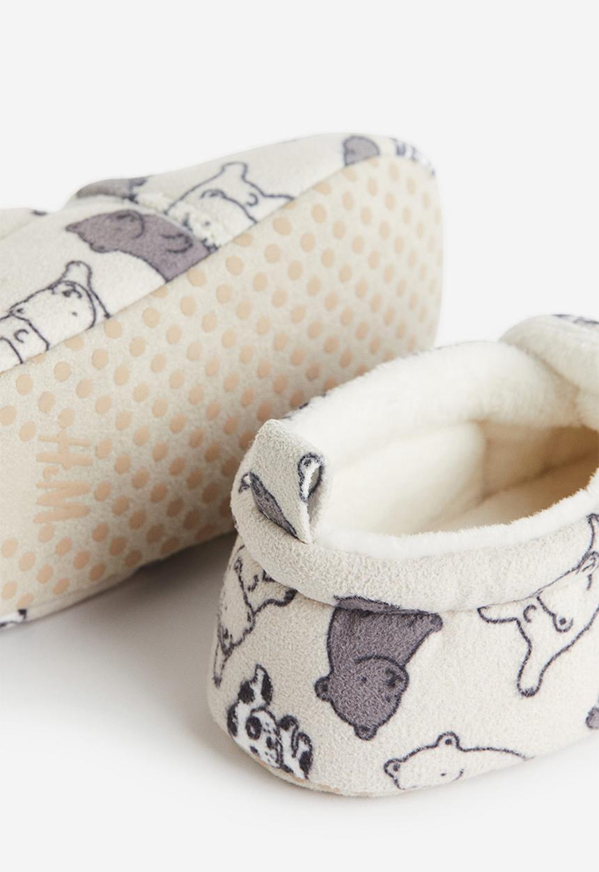 H&M - Soft slippers - light beige animals