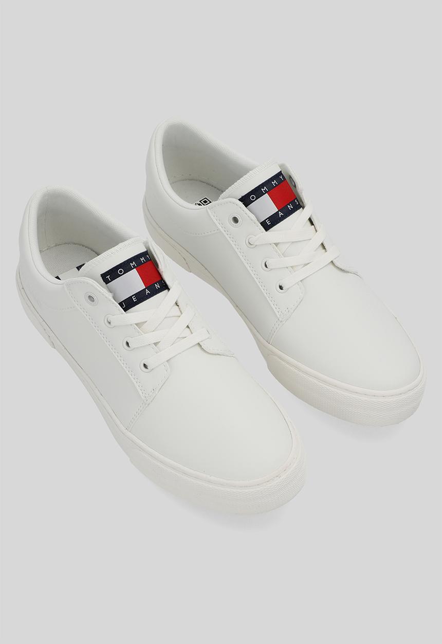 Tommy Hilfiger - TJW Lace Up Aspen Derby Bioveg - Ecru