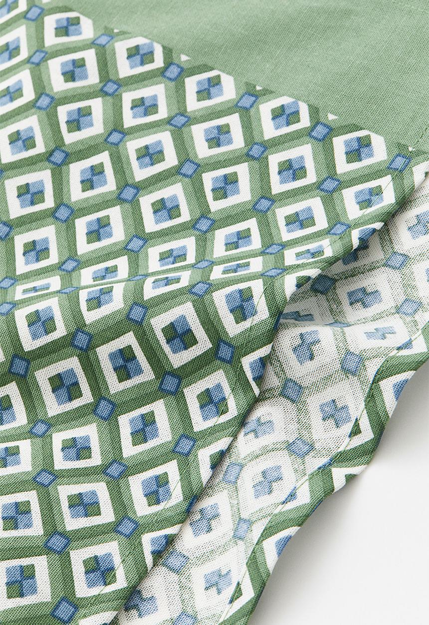 H&M - Patterned tablecloth - green