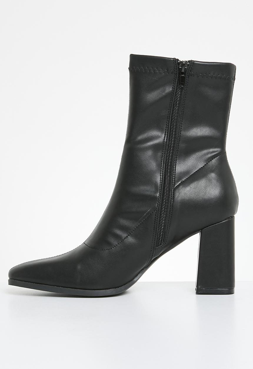 Plum - Juniper 2 block heel boot - black