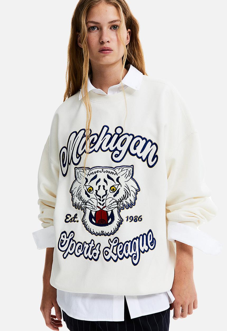 H&M - Oversized embroidered sweatshirt - white