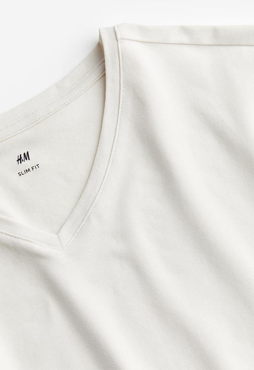 H&M - Slim fit v-neck T-shirt - light beige