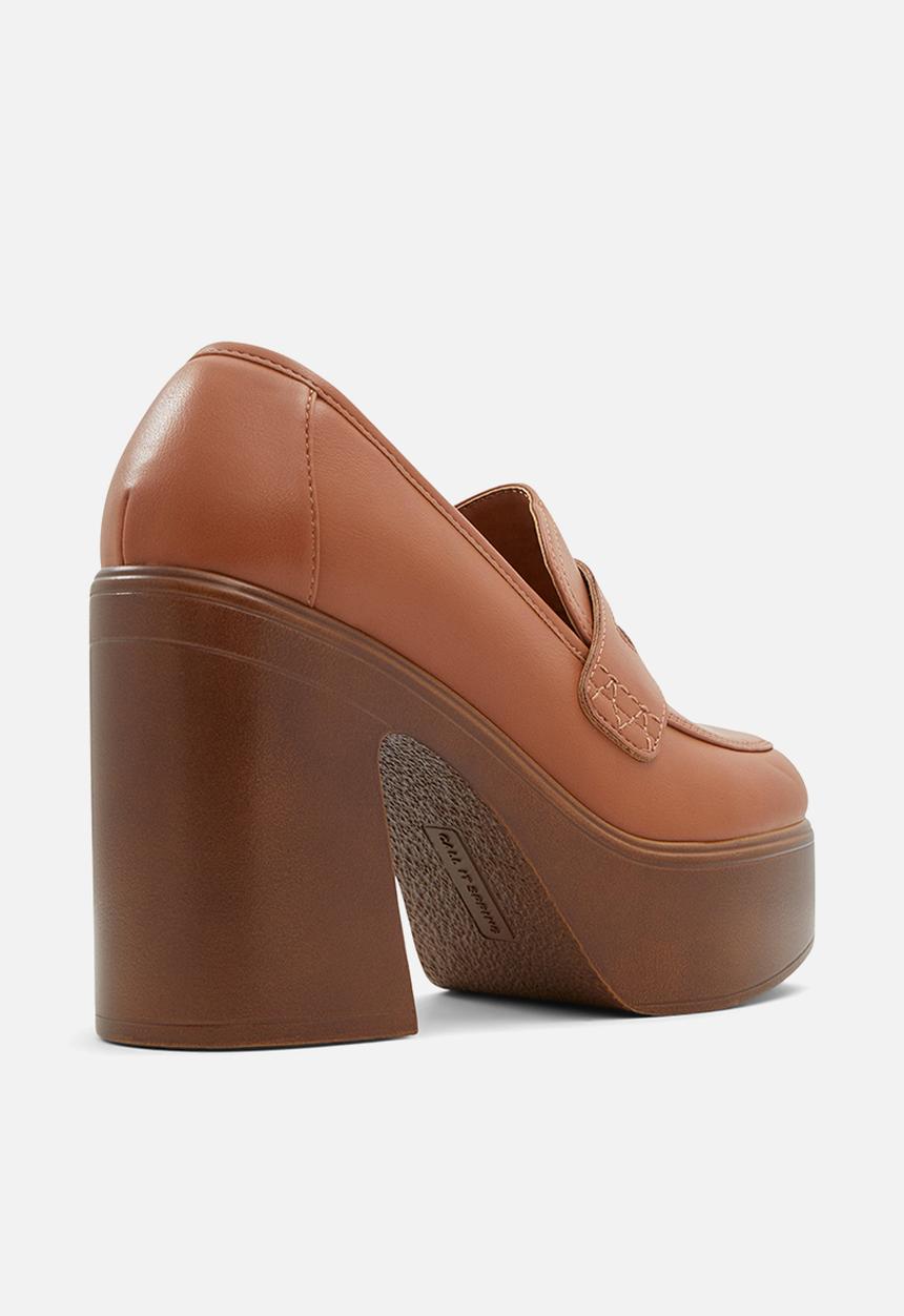 Call It Spring - Sharey platform heel - light brown