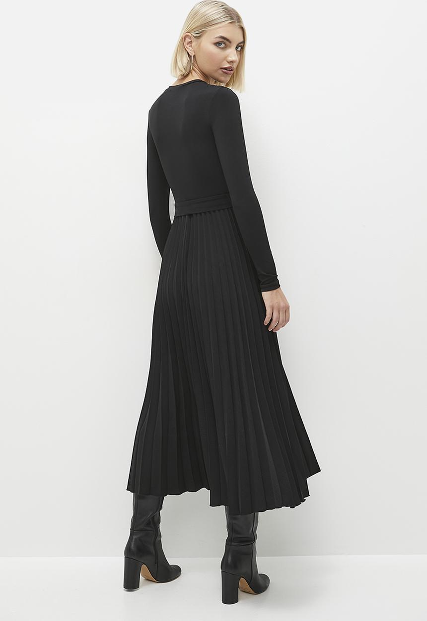MILLA - Knit pleated fit & flare dress - black