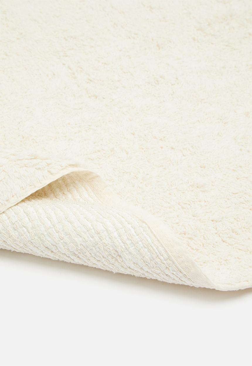 Bathroom Solutions - Shaggy bathmat - cream