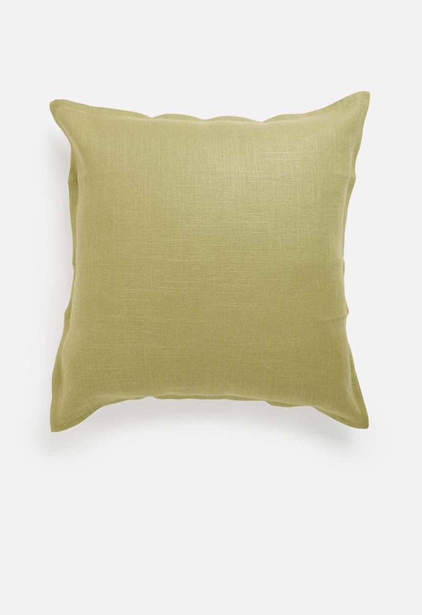Grey Gardens - Latin olive cushion cover - yellow