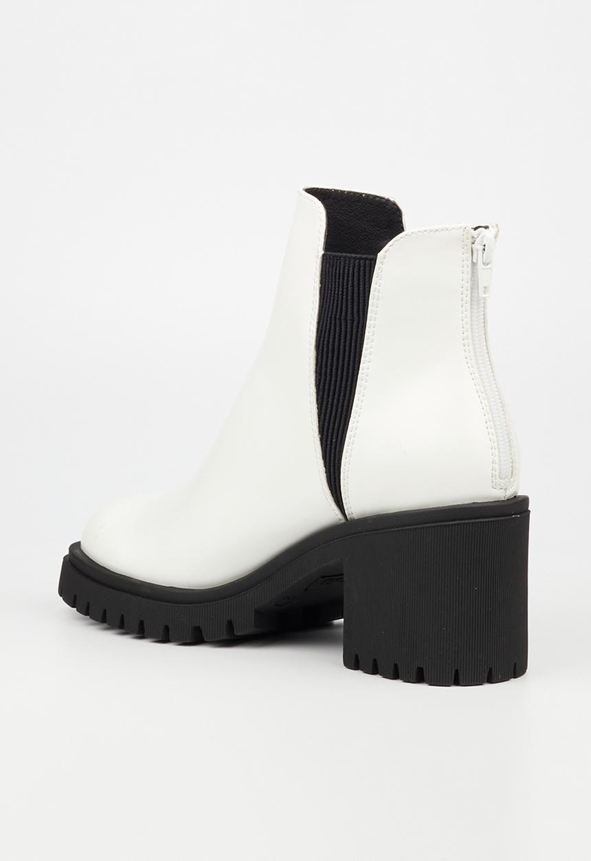 Miss Black - Atlas 2 chelsea boot - white
