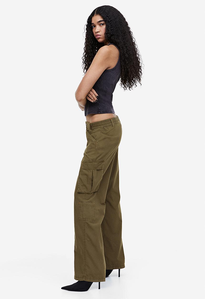 H&M - Canvas cargo trousers - green