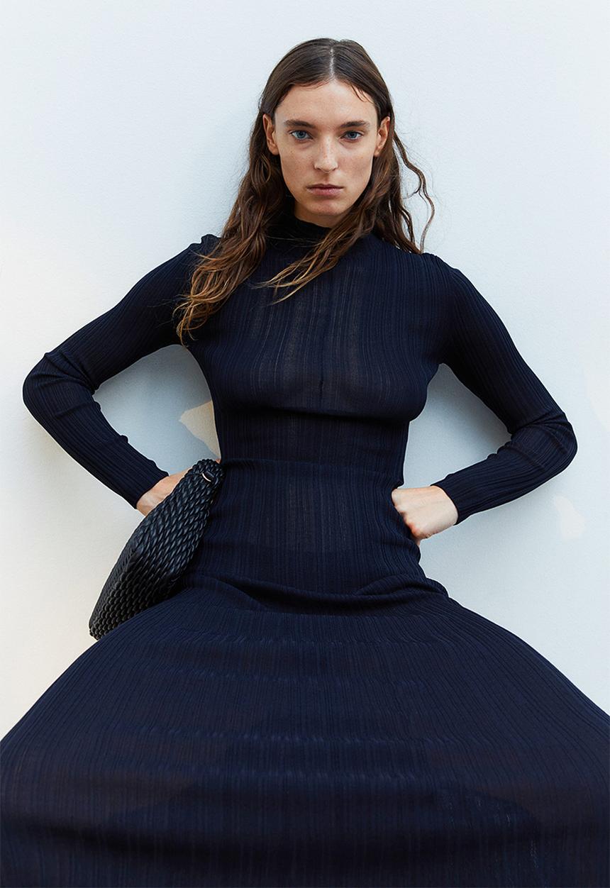 H&M - Turtleneck knitted dress - navy