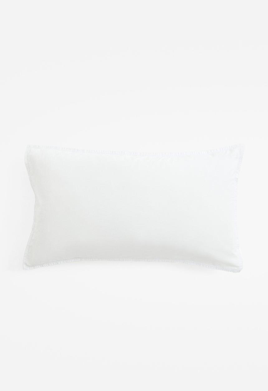 H&M - Washed cotton pillowcase - white