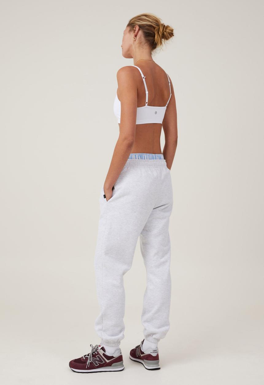 Cotton On - Plush Essential Gym Trackpant - Cloudy Grey Marle