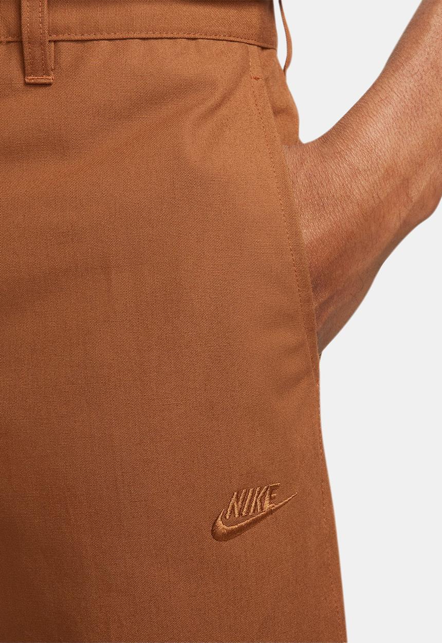 Nike - Club chino pant - lt british tan