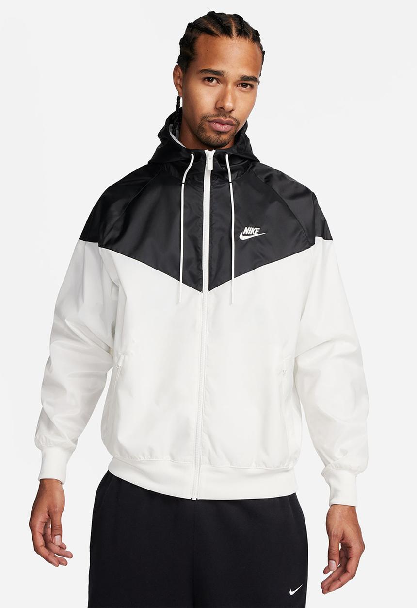 Nike - NSW Windrunner hooded jacket - White