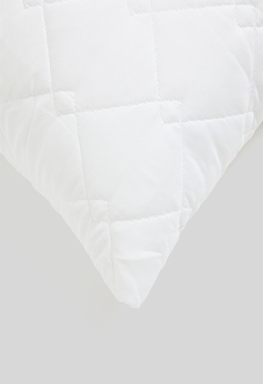 Sixth Floor - Quilted king pillow protector - white