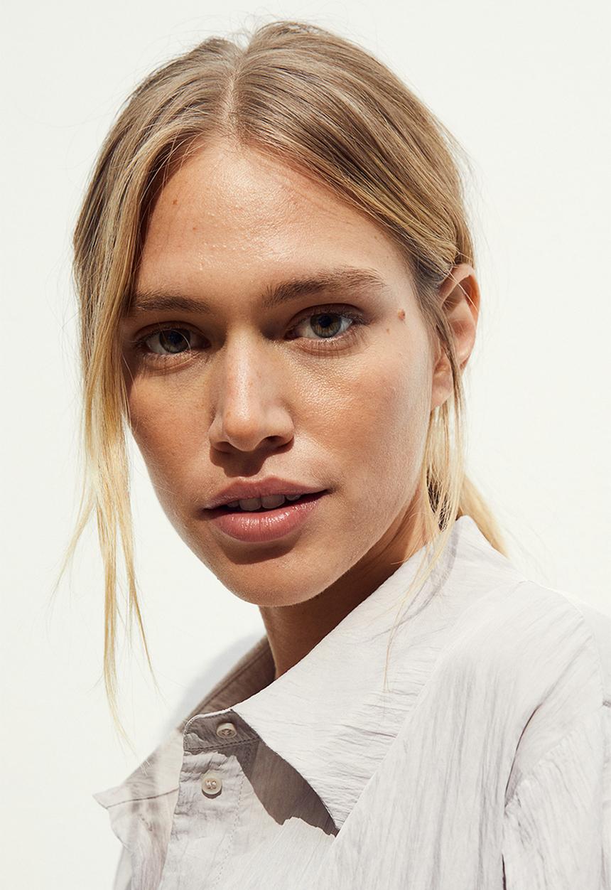 H&M - Crinkled shirt - light greige 