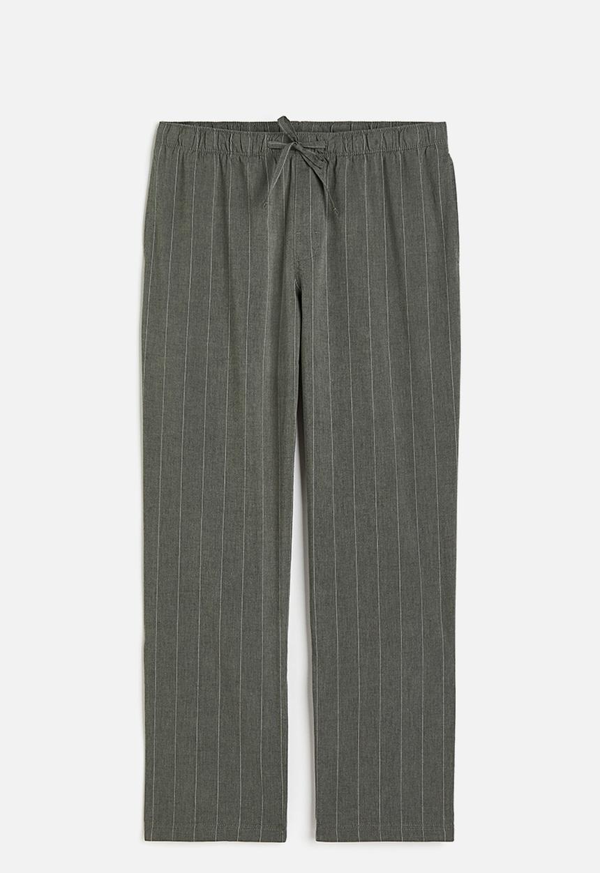 H&M - Relaxed fit pyjama bottoms - Dark green Pinstriped