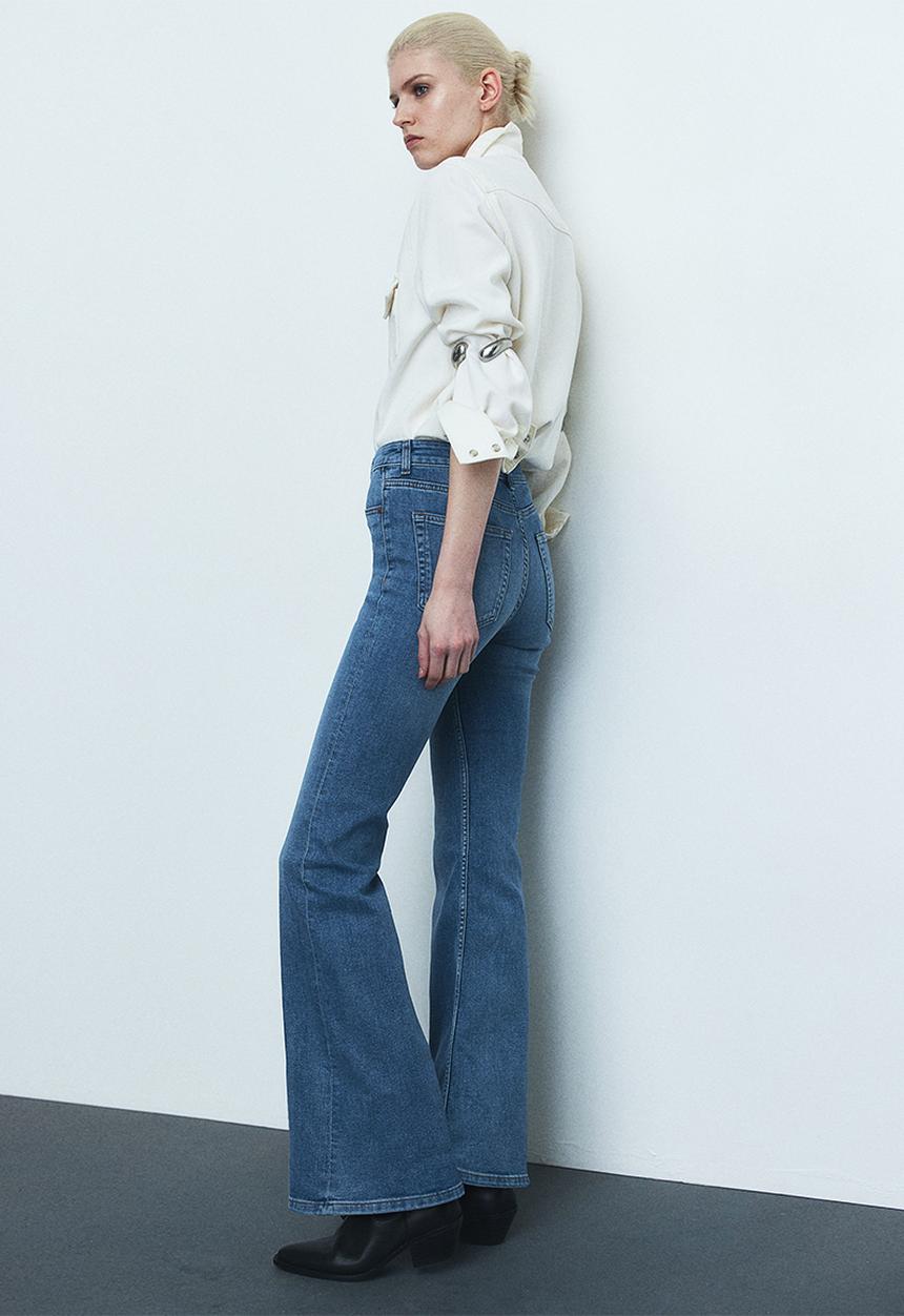 H&M - Flared high jeans - blue