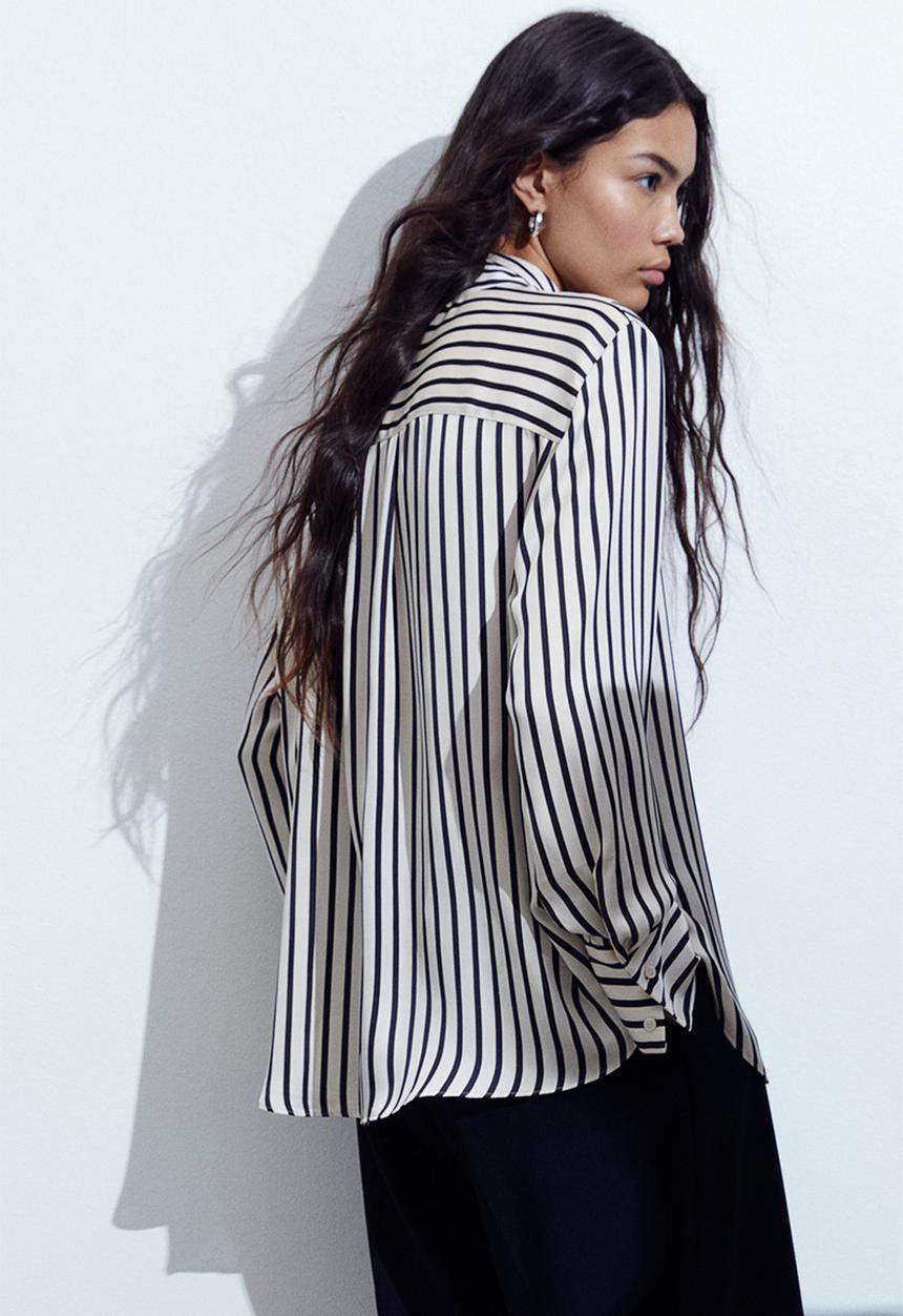 H&M - Pointed-collar shirt - beige