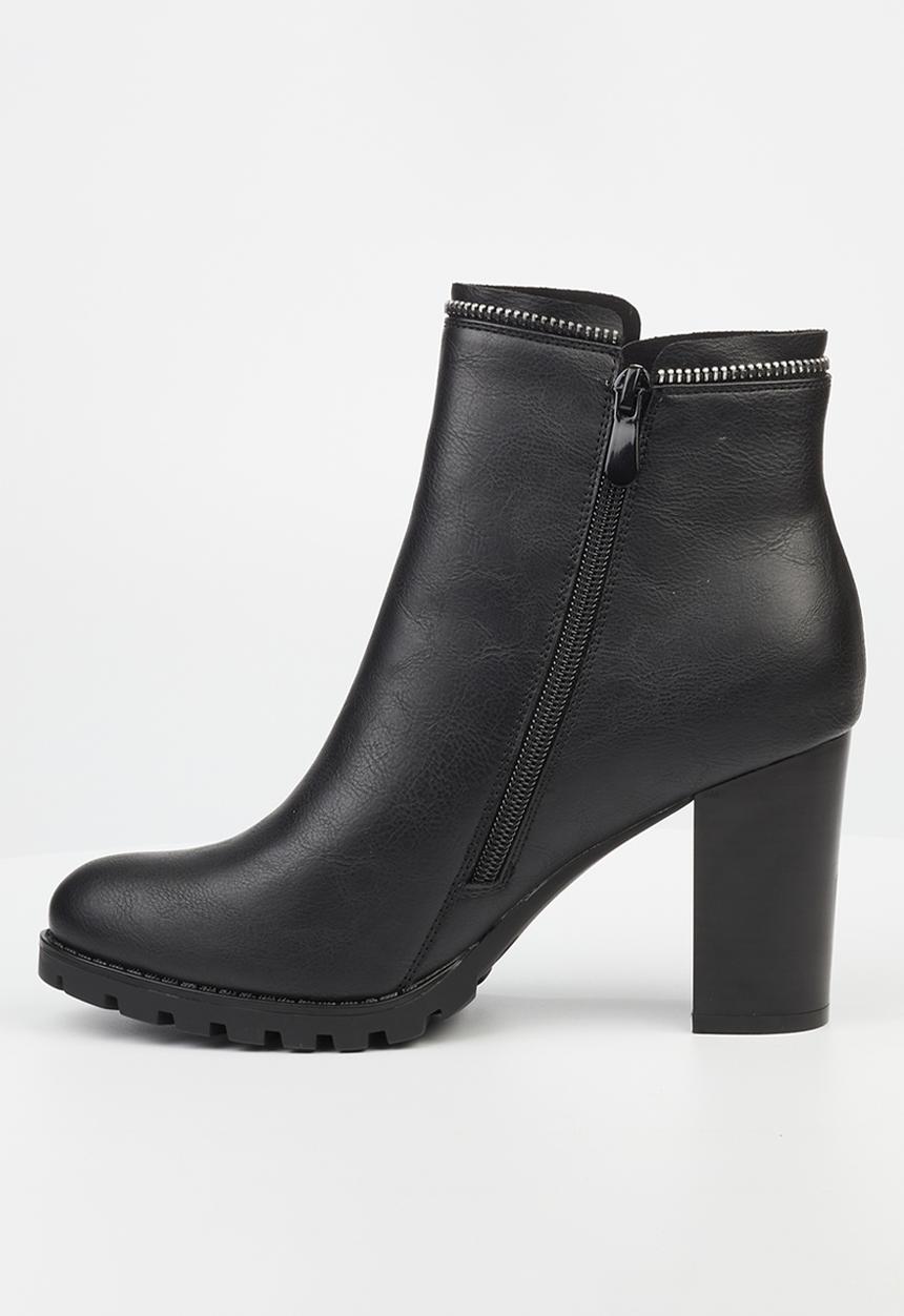 Butterfly Feet - June 4 block heel boot - black