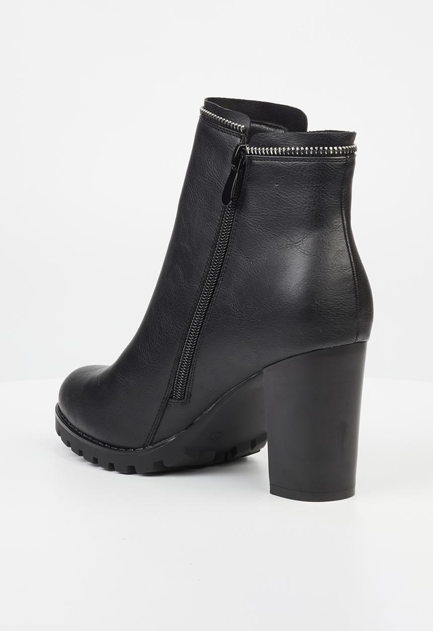Butterfly Feet - June 4 block heel boot - black