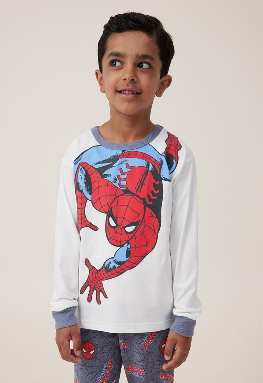 Cotton On - Ace long sleeve pyjama set licensed - lcn mar vanilla/spiderman crawl