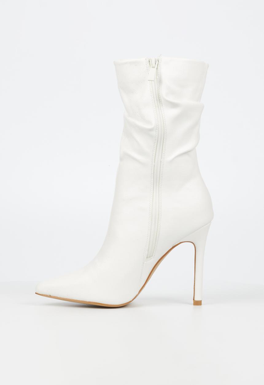 Miss Black - Boss 3 ruched calf boot - white