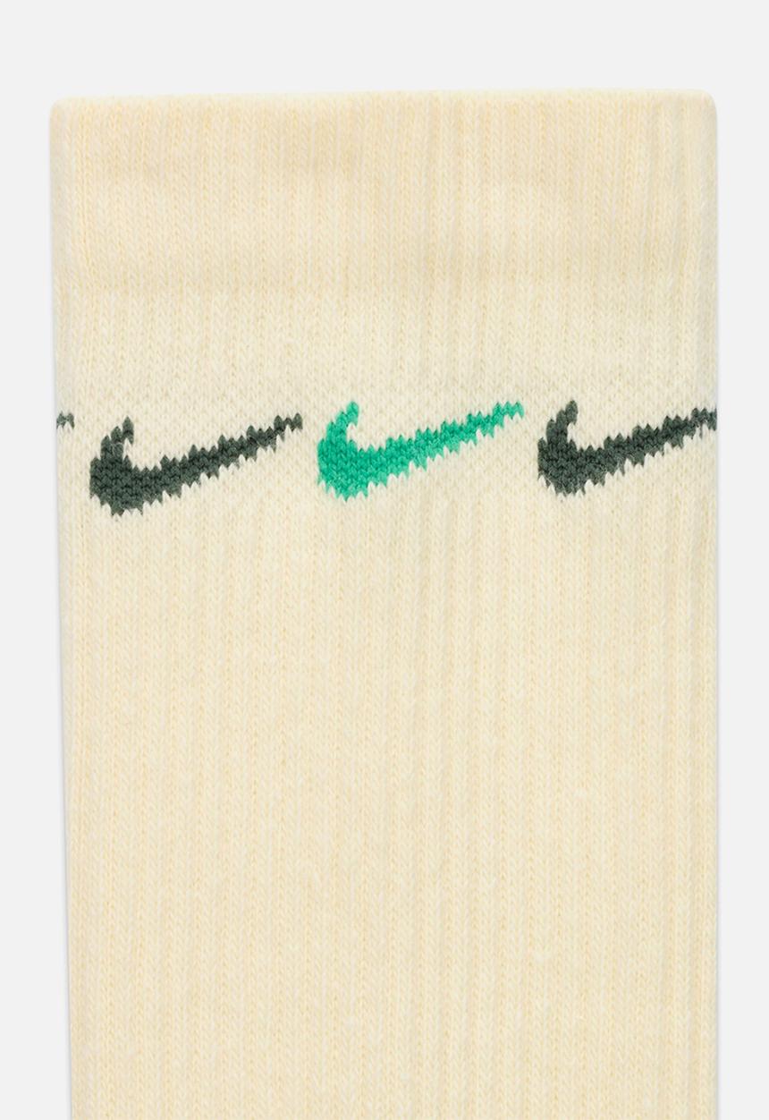 Nike - Nike everyday plus cushioned - multi-color