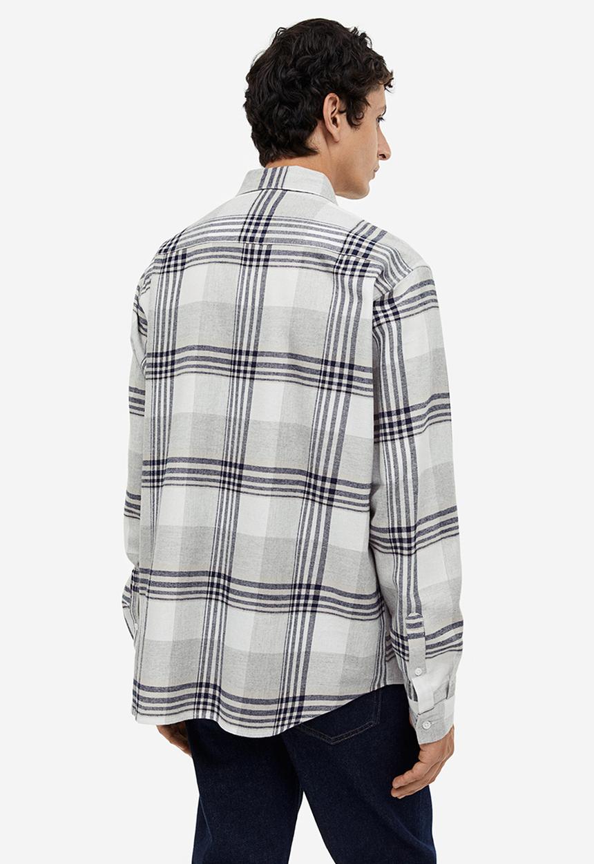 H&M - Regular fit flannel shirt - grey