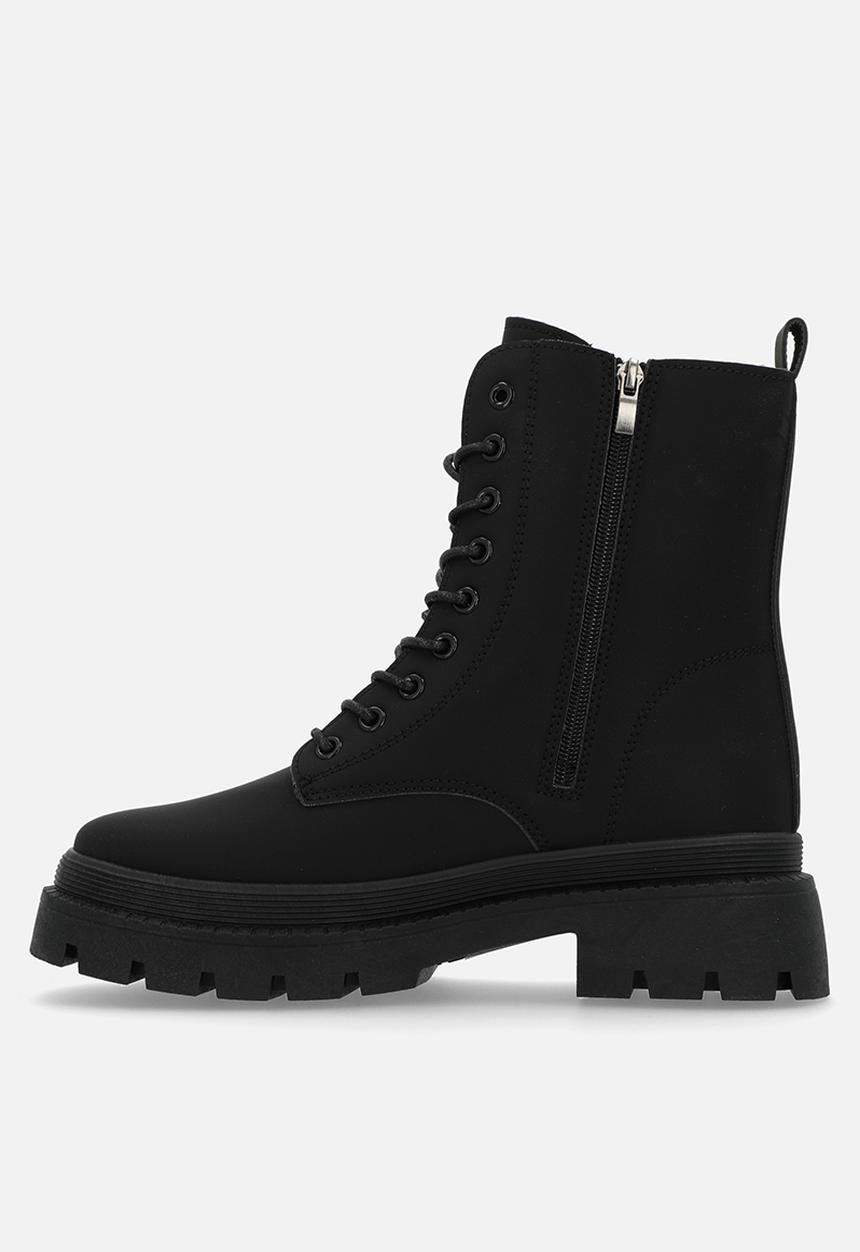 Madison® - Fallon platform lace-up boot - black