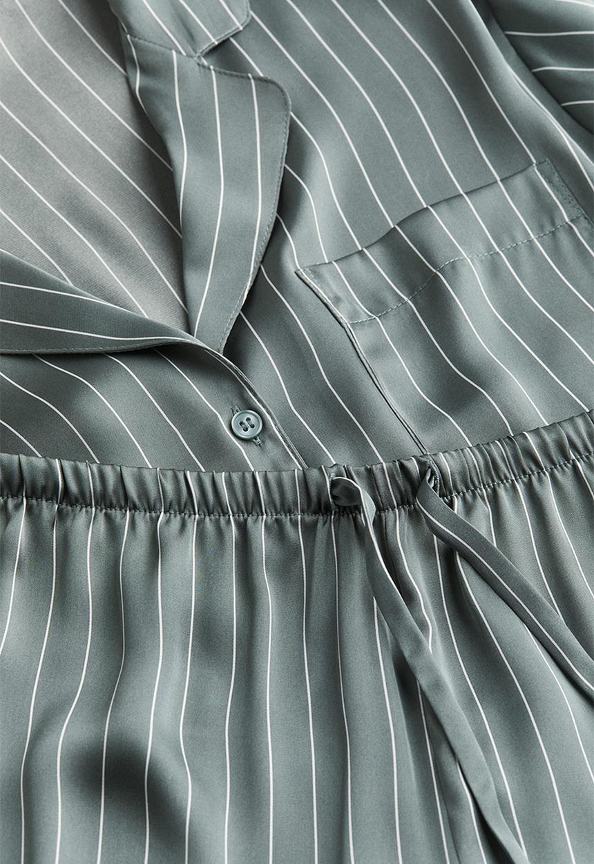 H&M - Satin pyjama shirt and bottoms - green striped